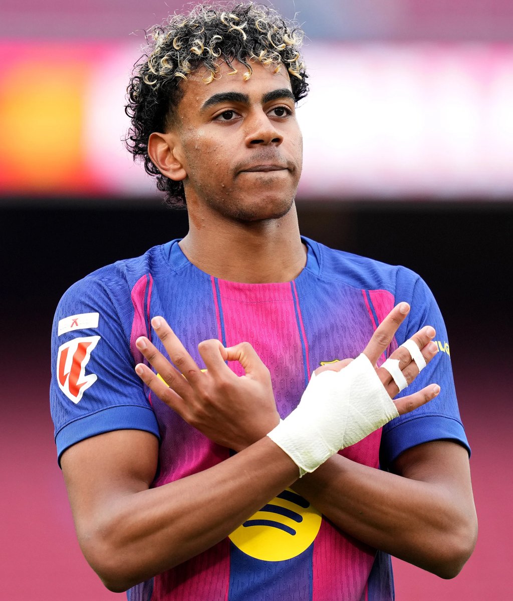 KalshiSports's tweet photo. JUST IN: Lamine Yamal's chances to win the Ballon d'Or have hit an all-time high on Kalshi:

51% — Harry Kane
40% — Lamine Yamal
6% — Kylian Mbappe
5% — Lionel Messi

Yamal's odds have increased 10% in one day. https://t.co/Bmtyf31Pgt