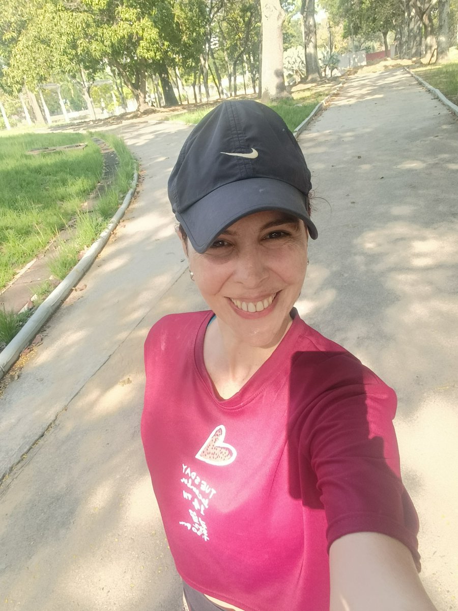 cori0911's tweet photo. Iniciando la semana de la mejor manera. Excelente entrenamiento, fe, ánimo y mucha energía positiva 💪💚

Feliz y bendecido inicio de semana 🙏❤️

#BuenosDias #FelizLunes☕
#Caracas #Venezuela 🇻🇪 https://t.co/uBxkup5EHN