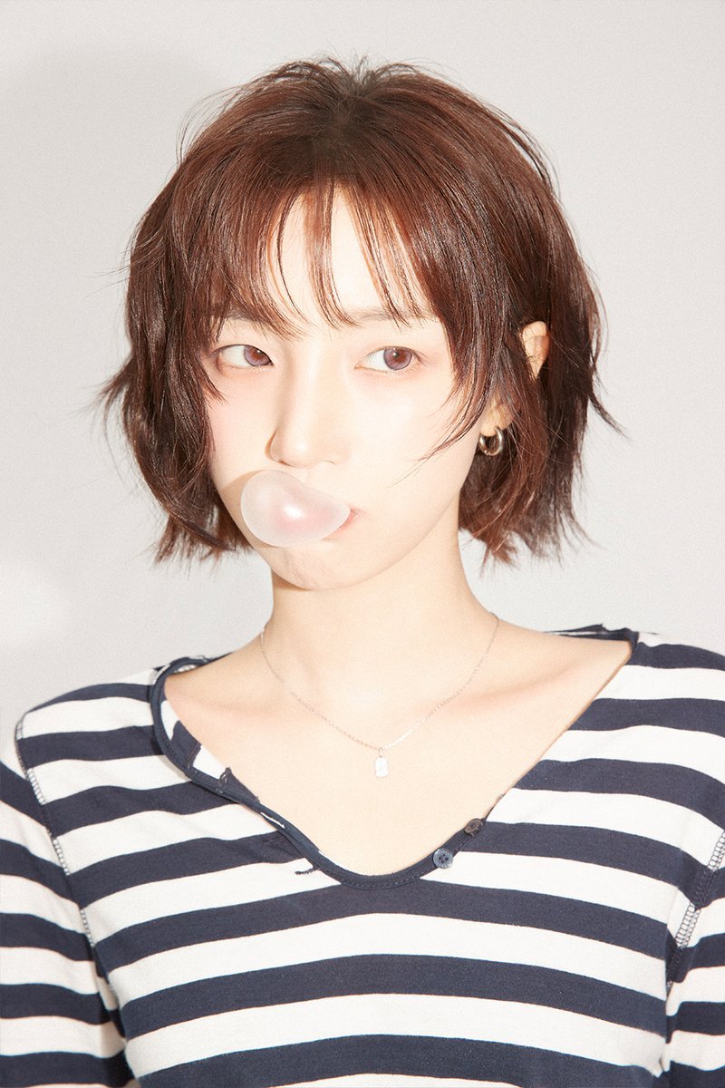 pocketyuqi's tweet photo. the short hair 😭🩷😭🩷😭🩷😭🩷 so damn pretty https://t.co/7KjAlY8iIe