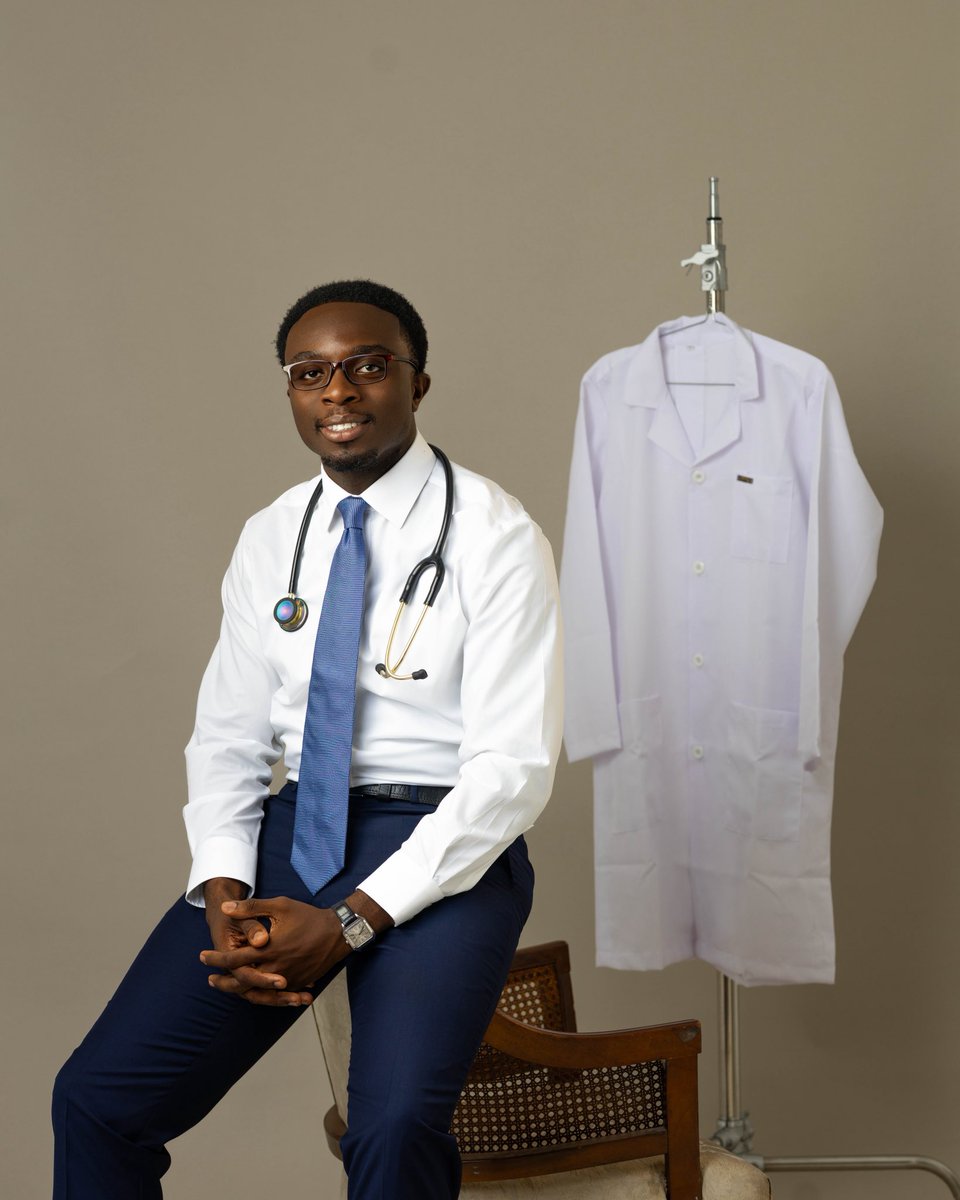 jadampare's tweet photo. Last Friday, I brought to an end my 7-year journey as a medical student at KNUST.

Over the years, the different experiences, challenges, bonds and milestones have become lifelong memories.

It has been a long journey, but one I am deeply grateful for. All praise belongs to God🙏 https://t.co/dSXc887D2m