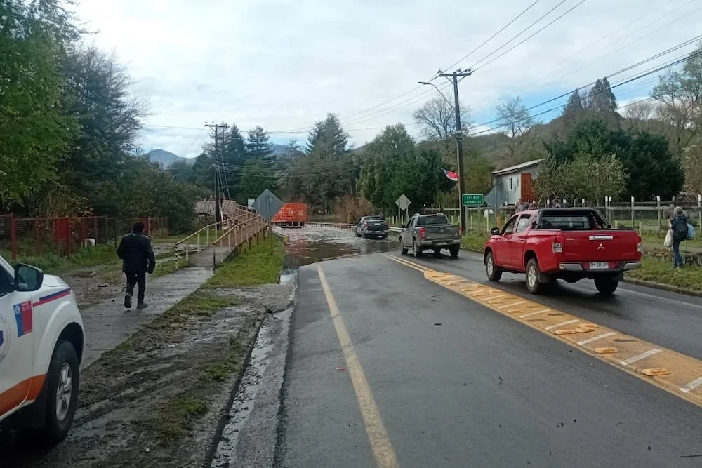 DiarioNoti27564's tweet photo. #Curarrehue #recupera #conectividad #tras #sistema #frontal, #pero #persisten #restricciones #en #rutas. https://t.co/S3Ffqh0uhK