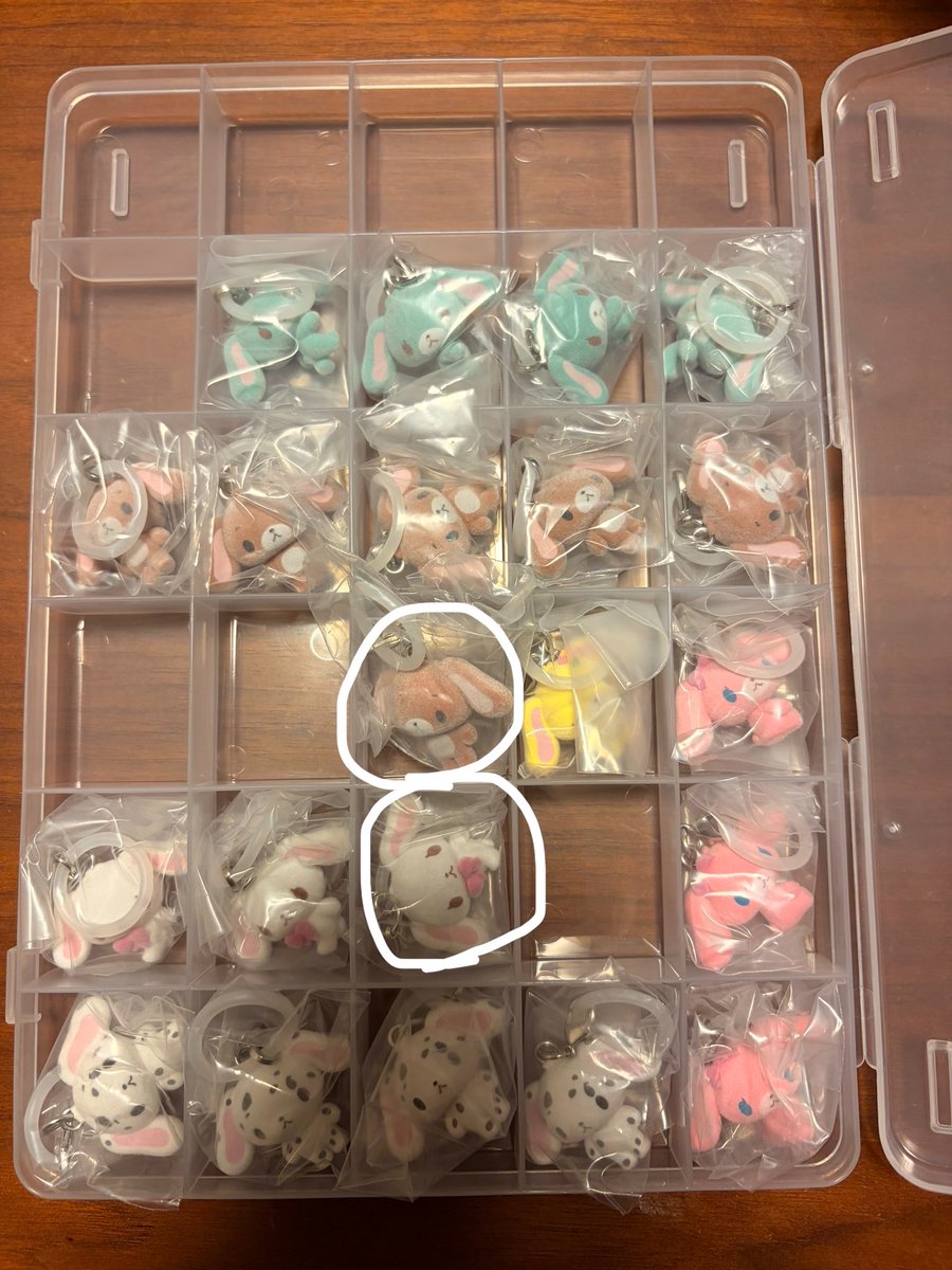 0_ab2x's tweet photo. @yuyuyuuu05 検索より失礼します🙇🏻‍♀️
画像お借りしまして、丸をつけたもの買取希望しております。ご検討よろしくお願いいたします。 https://t.co/5YH0bhYscM