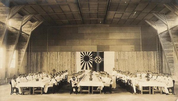 JankoShaw's tweet photo. @STEALBER @Harumati_USSR 不是吗？ https://t.co/FzDg9Upfvv