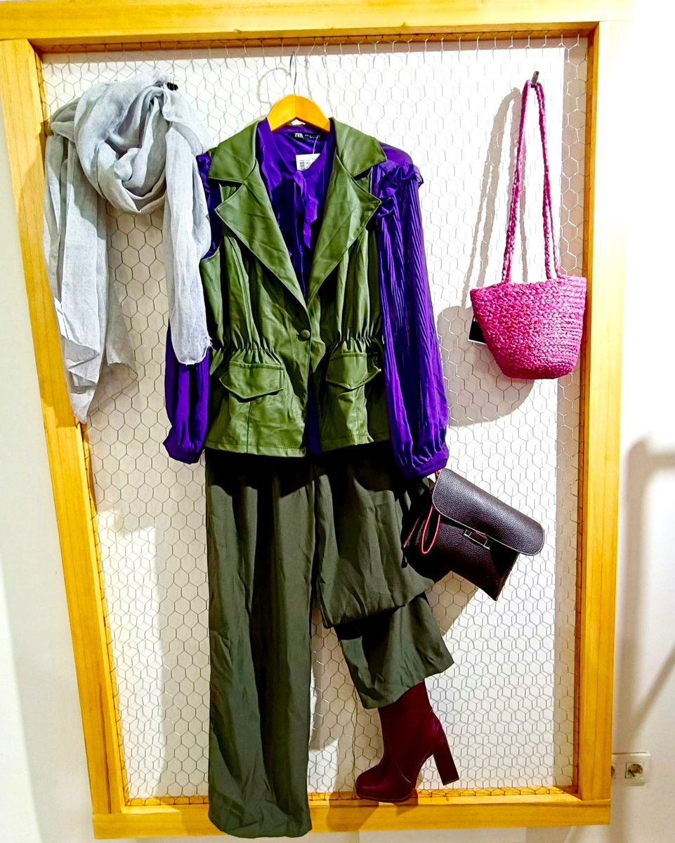 RedKoopera's tweet photo. La Koopera Store de la calle Trinitat se ha puesto guapa. 💚

Después de unas semanas de reforma, ya estamos abiertos y tenemos muchas ganas de verte

📍 C/ Trinitat, 34 · Castelló

#KooperaStore #ModaSostenible #SegundaMano #EconomíaCircular https://t.co/SiKYGwtFTL