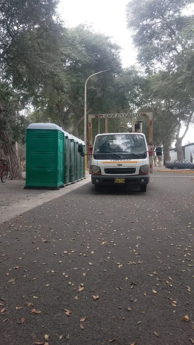 LibersadEirl's tweet photo. Si estás organizando un evento, fan zone, bar o espacio para ver los partidos, anticiparse hace la diferencia.📝🚻

En LIBERSAD ♻️ contamos con distintas soluciones sanitarias según el tipo y tamaño del evento:

✅Baños portátiles
✅Lavamanos 
✅Duchas y Urinarios https://t.co/Ez8hhnVcBr