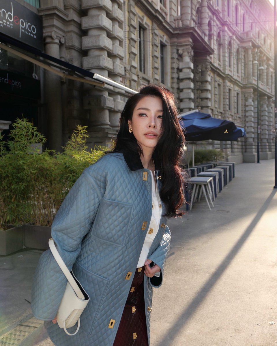 FFabel_Ent's tweet photo. FAYE × FERRAGAMO SS27 ✨

@Ferragamo @malisorn00 

#FerragamoXFaye
#FerragamoSS27
#Ferragamo
#FerragamoCaraBag https://t.co/GvgfNTHF7U
