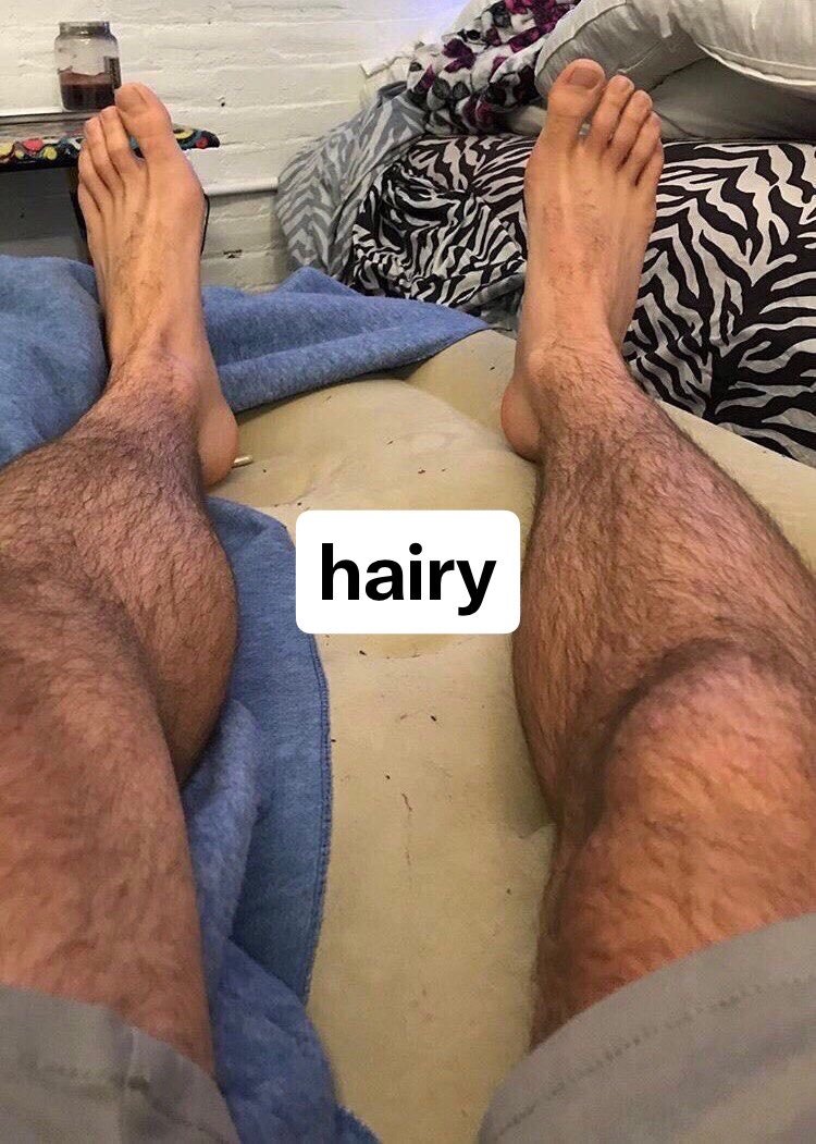 mejuveriaa's tweet photo. Ladies be honest, which men leg  is more attractive? https://t.co/QCvyMKVqT3