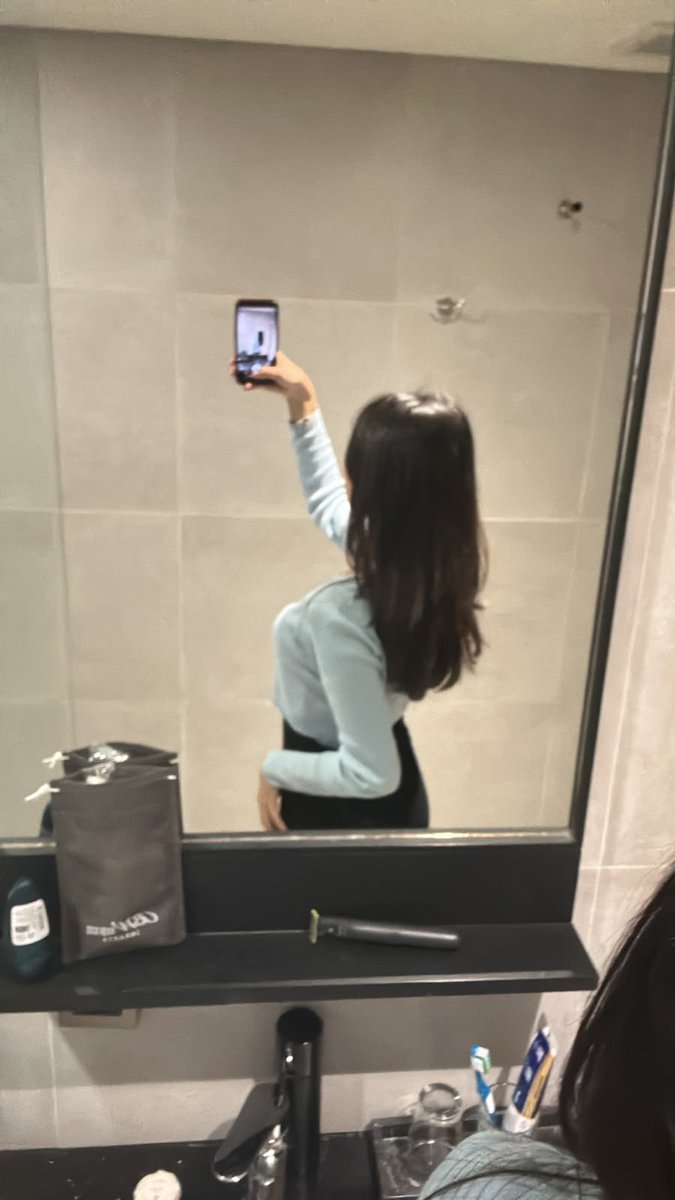 lauraghyy's tweet photo. Siapa yg mau laura samperin ? 👅 https://t.co/yo8glrPYVI