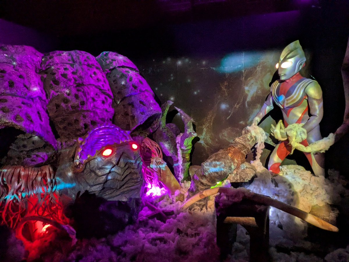 MIXIMjee's tweet photo. シリーズを重ねた末に、この歳で帰ってきても当時のヒーローがいてくれるウルトラマンってすげぇよなぁ( ◜௰◝ ) https://t.co/d7TsCMJ2yf