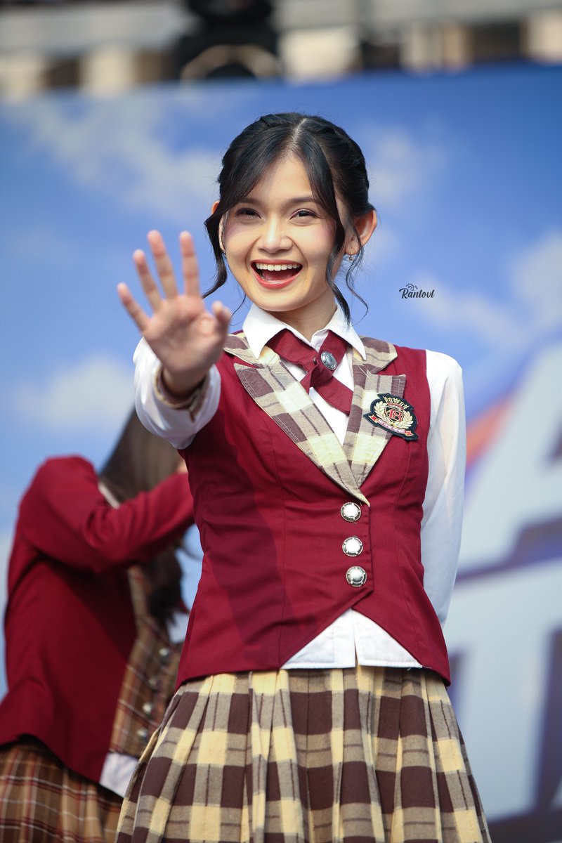 Rantovl's tweet photo. 270926 Indah @C_IndahJKT48 😄 https://t.co/E04cK8aTRm