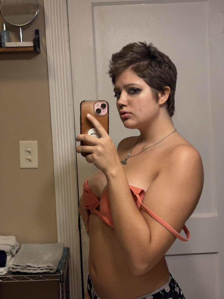 pinkandmuttish's tweet photo. i have more photos on MY OF ! plz go peep and buy some 

#nsfw #nudes #underwear #onlyfans https://t.co/WP8sXxJMMX