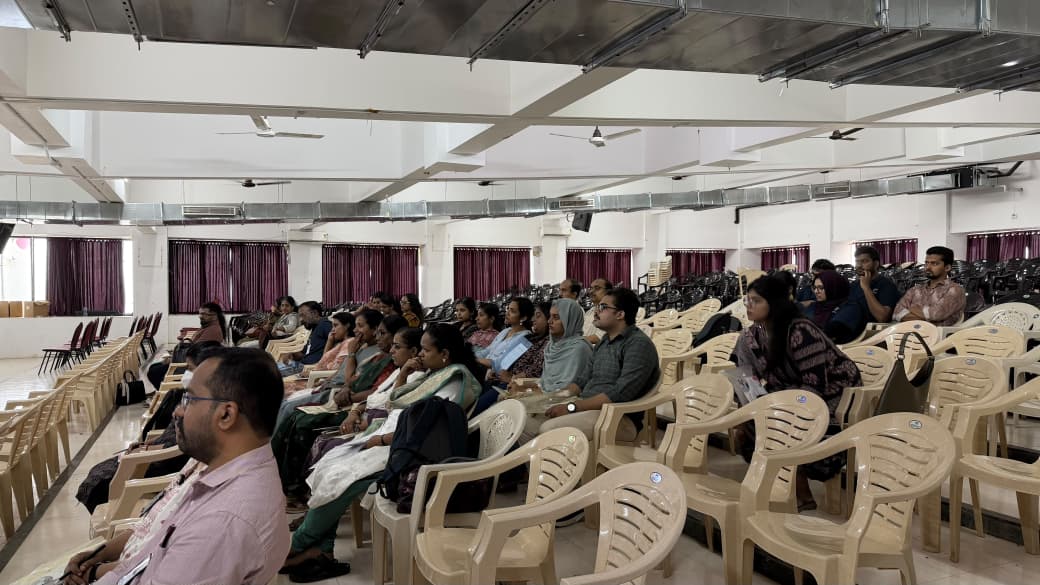 iscrindia's tweet photo. 📝 RESEARCH NEXT, Moulding Young Researchers | ISCR x Travancore Research Centre
📅 22nd Sep 2026 | Kollam

Covered the full research pathway, methodology, ethics, GCP, AI in research, with insights from Dr. Rajesh Kher (Johnson &amp; Johnson) &amp; Asha Nair (Clintrac Alpha) https://t.co/A5Pw4RDbAv