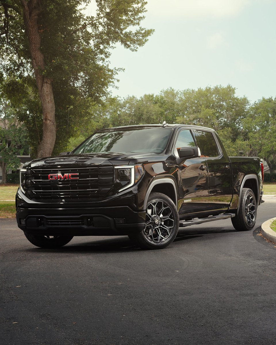 4PlayWheels's tweet photo. Back in stock! Brushed Black 22x10 4P83!

Featured here on this GMC Sierra Elevation wrapped in 285x45x22 @nittotire

#4PLAYWheels #GMCSierra #ChevySilverado #AT4 #ChevyTrucks https://t.co/gc1obJIDfj