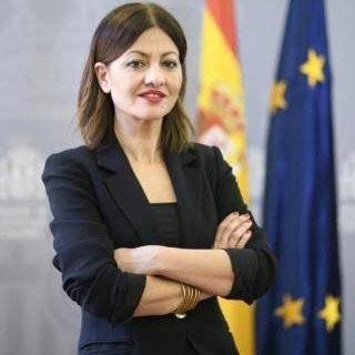 TurkMedyaAjansi's tweet photo. İşgalci israil, İspanya'nın Filistin kökenli Gençlik ve Çocuk Bakanı Sira Rego'nun "Nehirden Denize Kadar" bağımsız Filistin devletini savunan açıklamaları nedeniyle İspanya Maslahatgüzarını bakanlığa çağırarak nota verdi. https://t.co/raU2mtldr8