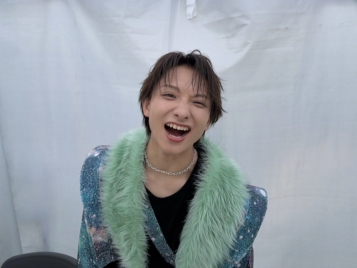 buddiis's tweet photo. オフショットを公開

📸初回リリイベのお渡し会が楽しみすぎてずっと「俺の番だ‼️⤴️💥💥」って言っていたFUMIYA https://t.co/5cFygVRvSV
