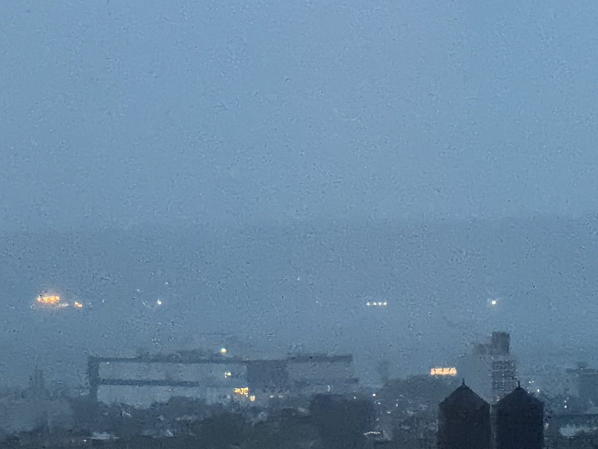 hammymayhem's tweet photo. IKEA OVER UPPER new york bay mhhmmm https://t.co/DzcXv9O5Jb