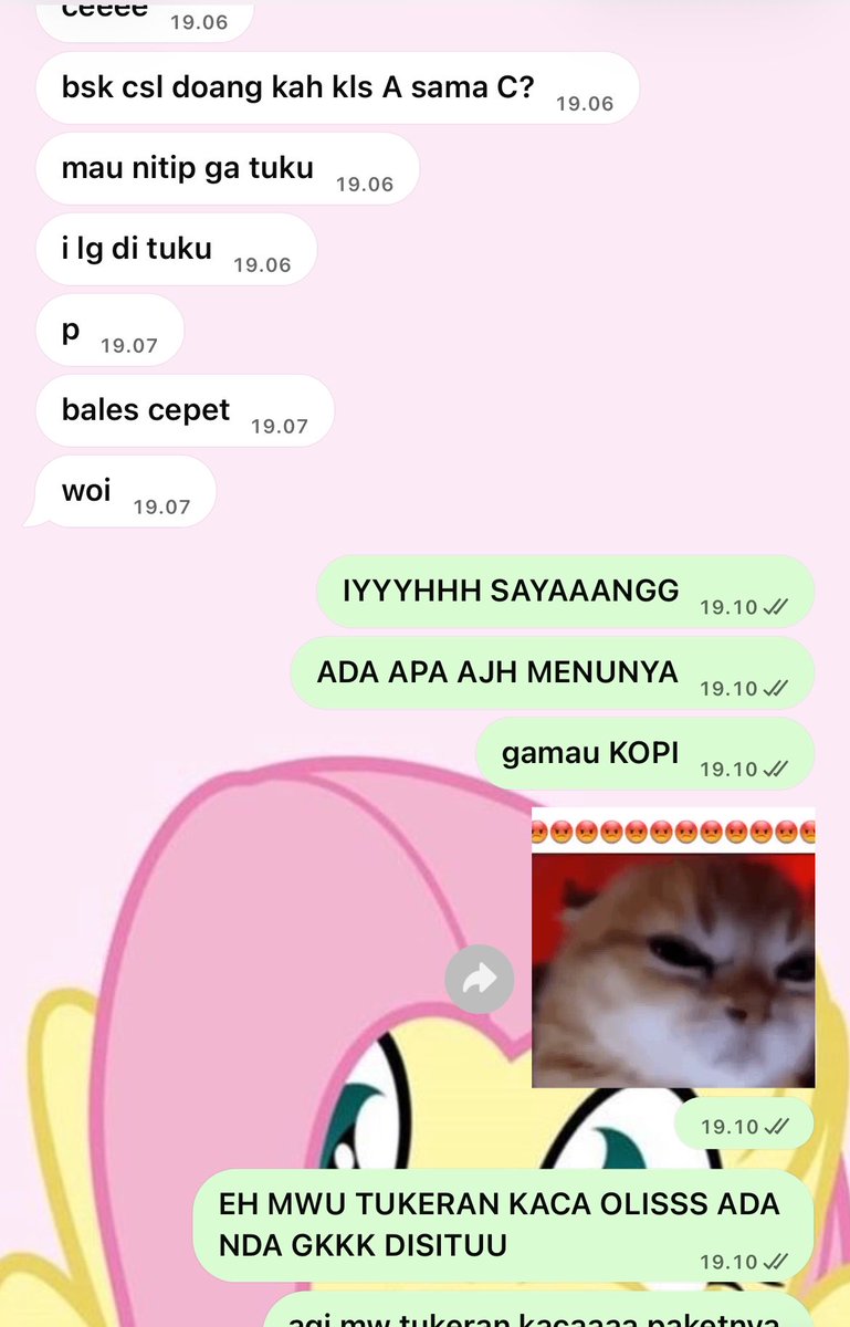 eeksekutif's tweet photo. bwru nyoba teh susu tuku enak bAAAANGEETTT PLIS SUMPAH AK MWU #jajan km tiap hriiiiiii https://t.co/sl6sMrgzqh