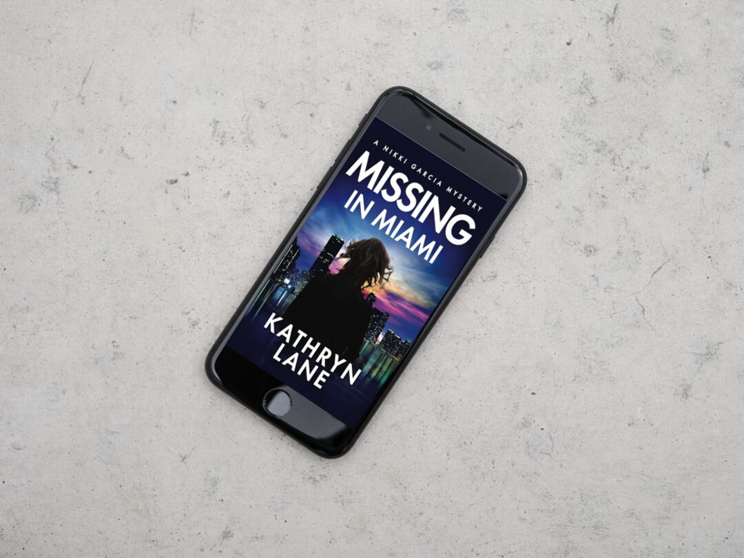 hurt_bob's tweet photo. Loving this mockup! My book is available on Amazon — Grab your copy! #MustRead #BookMockup https://t.co/PfiC55ffLE