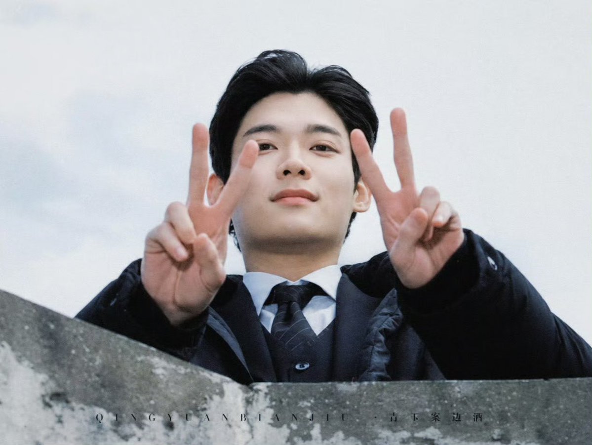 startonu's tweet photo. WE STAND WITH KIM YOON SIK  #KIMYOONSIKSHINES #KIMYOONSIK https://t.co/WQy1TtZi3h