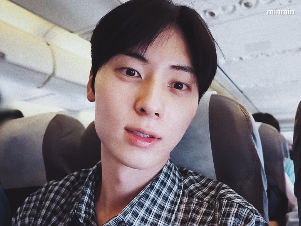 mhleegopi's tweet photo. #황민현 #민현 #minhyun https://t.co/z8A0fUhwan