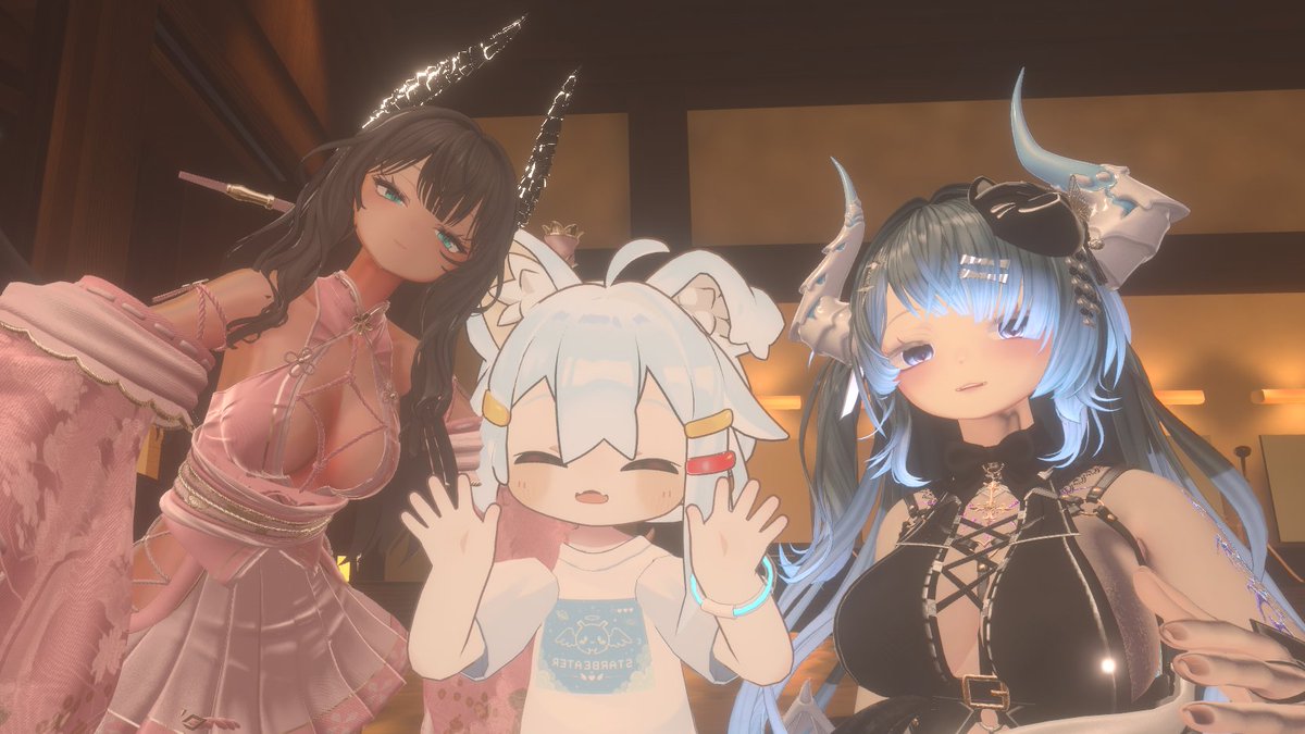 basa0127's tweet photo. かわいいキャストに感謝😍
#VRChat️ #サキュブロー https://t.co/v1hOo6G2gm