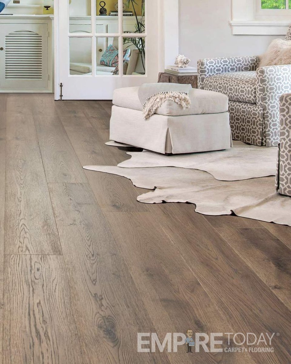 EmpireToday's tweet photo. Rich, earthy, and full of character... this is Brockdale Trail in Tierra 🤎

It brings instant warmth and depth, and it looks just as good in a bright living room as it does in a hardworking laundry space.

Schedule your FREE in-home estimate here: https://t.co/sAFD6JBhnl https://t.co/Hg9I3OMjR2