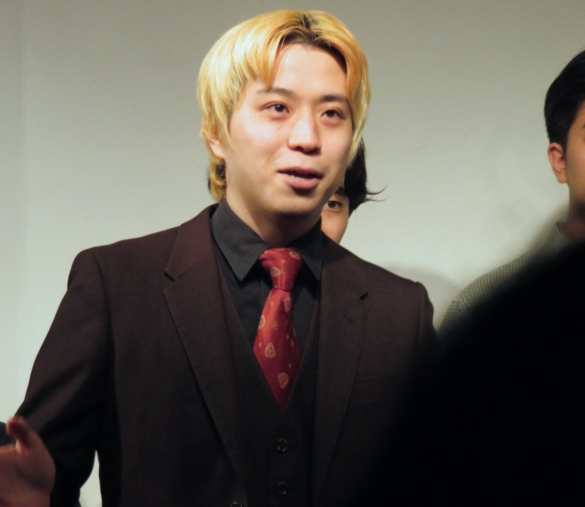 kkf1313's tweet photo. GATE事務所ライブYAGATE vol.39面白かった！めっちゃ最高ズがGATEにいるの嬉しすぎる。 https://t.co/IRSUqYRLbl
