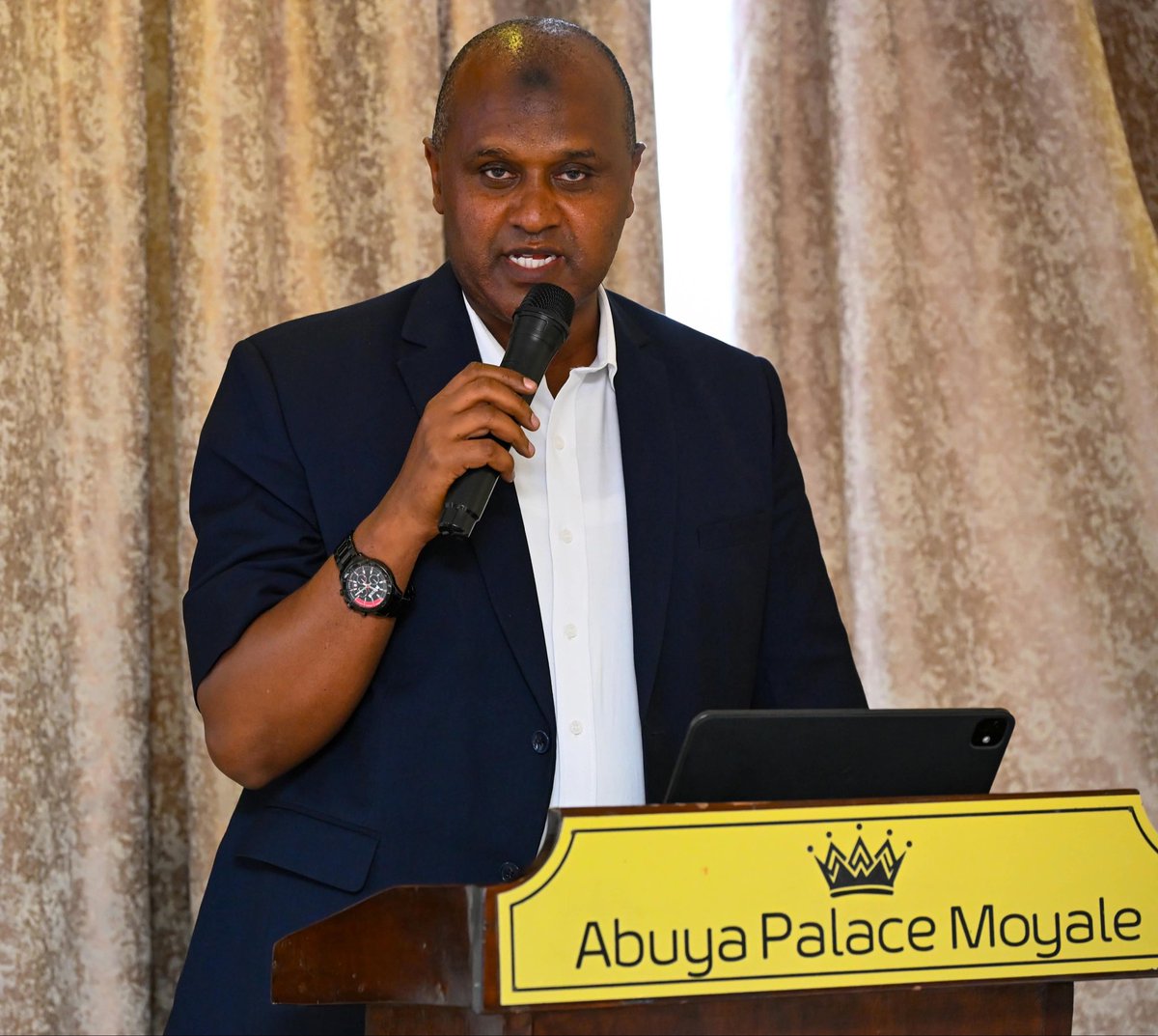 DCI_Kenya's tweet photo. 𝗗𝗖𝗜, 𝗨𝗞 𝗣𝗔𝗥𝗧𝗡𝗘𝗥𝗦 𝗧𝗢 𝗦𝗧𝗥𝗘𝗡𝗚𝗧𝗛𝗘𝗡 𝗧𝗛𝗘 𝗙𝗜𝗚𝗛𝗧 𝗔𝗚𝗔𝗜𝗡𝗦𝗧 𝗢𝗥𝗚𝗔𝗡𝗜𝗦𝗘𝗗 𝗜𝗠𝗠𝗜𝗚𝗥𝗔𝗧𝗜𝗢𝗡 𝗖𝗥𝗜𝗠𝗘 𝗜𝗡 𝗠𝗢𝗬𝗔𝗟𝗘

The Directorate of Criminal Investigations today reaffirmed its commitment to dismantling organised immigration crime networks during a Counter Organised Immigration Crimes Team (COICT) engagement held in Moyale, Marsabit County.

The event was attended by the Deputy British High Commissioner to Kenya, Dr. Ed Barnett MBE, who led the British delegation, alongside senior officers from the National Police Service, partner agencies, and local community leaders. 

The Director of Criminal Investigations, Mr. Mohamed I. Amin, CBS, OGW, "ndc" (K), was represented by the Commandant of the National Criminal Investigations Academy (NCIA), Mr. Ibrahim Jillo, AIG.

In remarks delivered on his behalf, the Director DCI underscored the strategic importance of Moyale as a border town and gateway for legitimate trade, social interaction and economic opportunities, while cautioning against criminal networks that exploit cross-border movement for illegal gain.

"Moyale is far more than just a spot on a map; it is a gateway, a place where people, families, businesses and communities come together, interact and seek out genuine social and economic opportunities," the Director stated.

He noted that the establishment of the Counter Organised Immigration Crimes Team marks a deliberate shift towards identifying, investigating and disrupting the wider criminal networks behind immigration-related offences rather than merely addressing isolated incidents.

COICT is a deliberate initiative aimed at enhancing our ability to identify, investigate and disrupt organised immigration crime; it reflects a change from merely dealing with individual incidents to instead understanding and pursuing the wider criminal networks involved,"  said Amin

The Director further called for enhanced collaboration among all agencies operating within the border region, emphasising that organised criminal groups thrive through coordination and that law enforcement responses must be equally interconnected.

Addressing officers attached to COICT, he urged them to uphold professionalism, integrity and accountability, reminding them that effective investigations are built on public trust and ethical conduct and also appealed to the people of Moyale to continue supporting law enforcement efforts by sharing information on suspicious activities, stressing that community trust remains a critical asset in combating organised crime.

On his part, Dr. Ed Barnett MBE commended the growing partnership between the United Kingdom and Kenya in tackling organised immigration offences. He noted that the collaboration would continue to promote human-rights-based approaches in supporting victims of immigration-related crimes while strengthening investigative efforts aimed at dismantling wider criminal networks operating across borders.

Dr. Barnett further reaffirmed the United Kingdom's commitment to supporting the DCI and partner agencies in identifying, investigating and disrupting organised immigration crime syndicates that exploit vulnerable persons for profit.

Also present during the occasion were the Director of Training and Research APS, Madam Bianca Nzioki, who represented the Deputy Inspector General of the Administration Police Service, and the Deputy Director, Investigation Bureau at DCI Mr. George Kisaka, among other senior officers.

The visit culminated in an inspection of newly constructed facilities designated for COICT officers, a development expected to enhance operational efficiency and strengthen coordinated responses against organised immigration crime along the Kenya-Ethiopia border including engagement with the Moyale community.