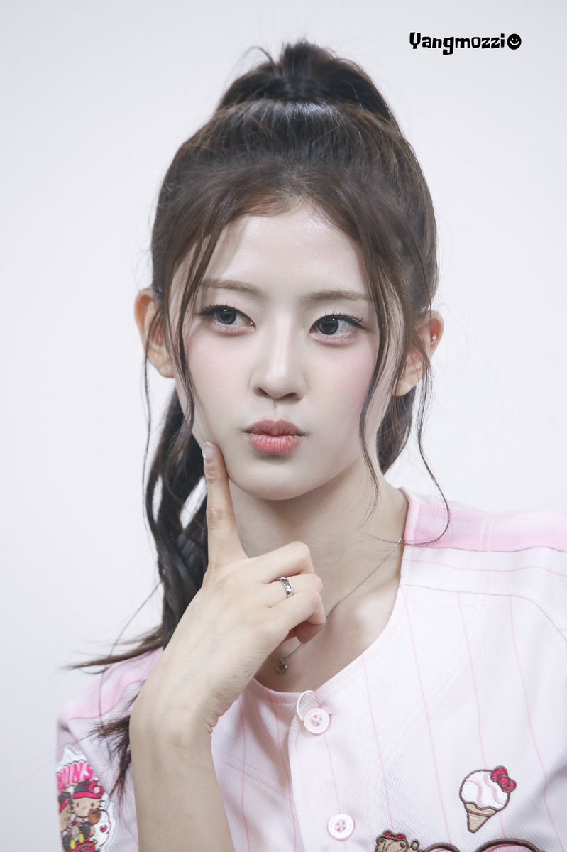 Yangmozzi_'s tweet photo. 260927 
#KIIRAS #키라스 #하린 https://t.co/SdgTciRcA5