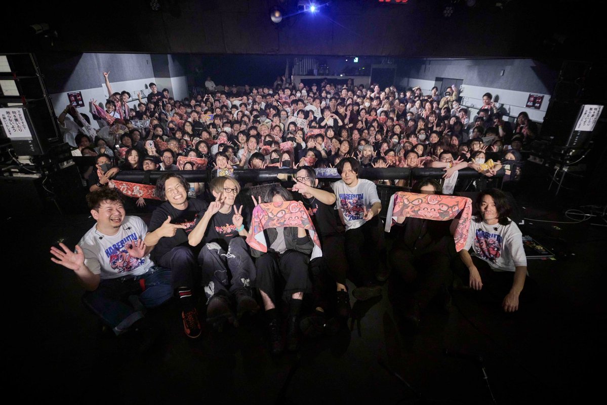wanamago's tweet photo. Butai.Eイベント『ハレブタイ』2日間お越し頂いた皆様ありがとうございました！
それぞれのアーティストが自分のカラーを出した熱いライブ（トーク）を最後方社長面で見てて胸が熱くなりました🔥

ぶっ飛びのButai.E USA🇺🇸の発表でしたが自分は自分なりのステージに立ち朗報を届けるべく頑張ります！ https://t.co/Oep7IvILaQ