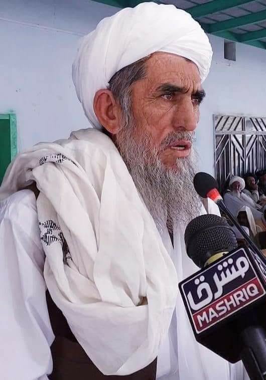 HafizMYousaf78's tweet photo. نہ جھکنے نہ بھکنے اور نہ دبنے والا شخصیت
شہید اسلام خادم انسانیت مولانا محمد حنیف رح 
#یوم_شہادت_مولانامحمدحنیف https://t.co/iTihR1f8Sd
