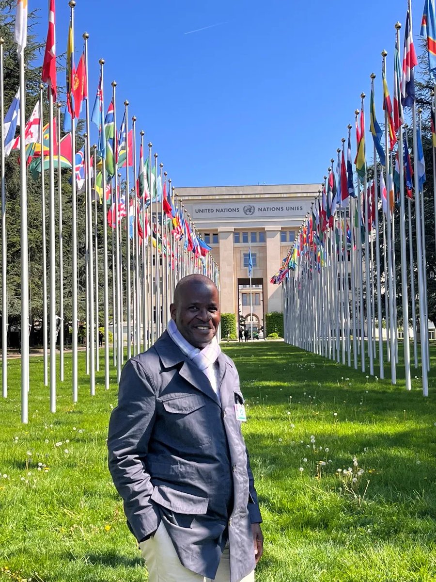 Reiper242's tweet photo. « Grâce à notre engagement dans l’EPU et auprès du Comité des droits de l’enfant, nous avons entrepris plusieurs initiatives de plaidoyer. » Joseph Likibi, Coordinateur national du REIPER
👉 Lire l’article: https://t.co/EvGjlaKeoy
#DroitsDeLEnfant #EPU #Congo #REIPER https://t.co/Pvdn7Z8LyZ