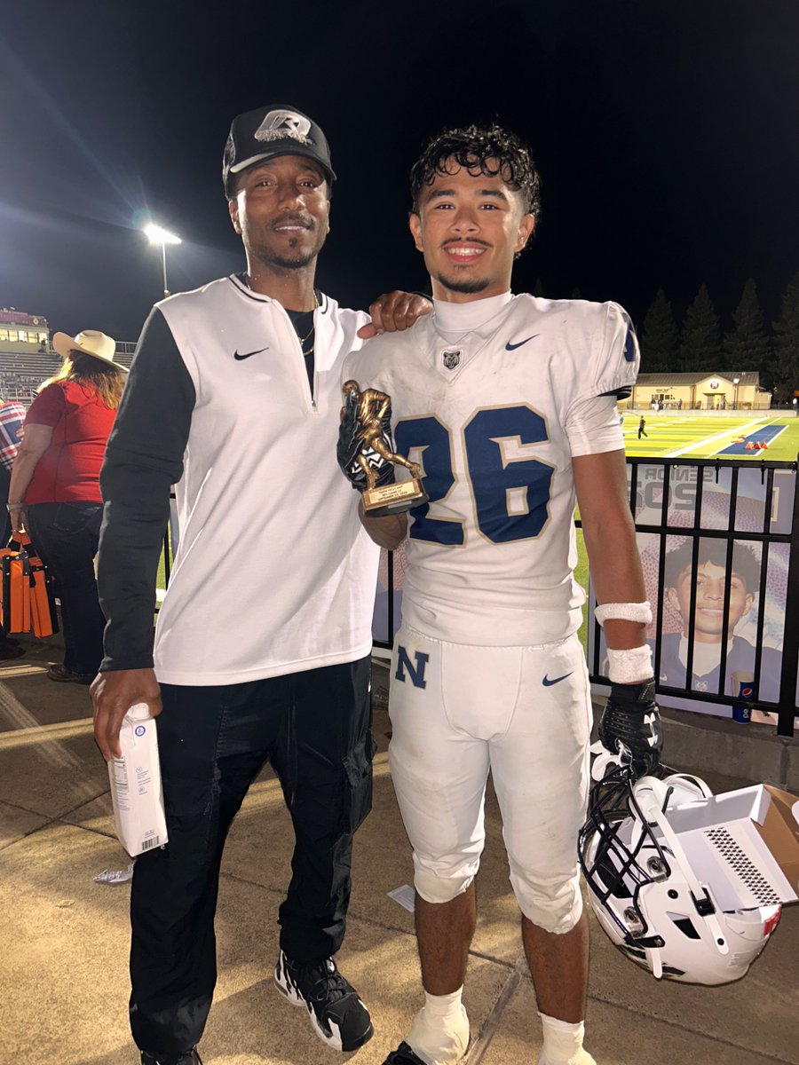 EryckG26's tweet photo. Appreciate the LOVE and support from my family ! #family #26 #E$ https://t.co/60BvUjnVKt