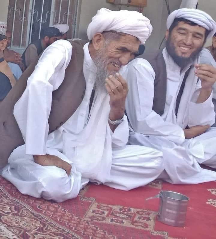 haqani_qasim's tweet photo. اک  ستارہ تھا کہکشاں ہوگیا
#یوم_شہادت_مولانامحمدحنیف https://t.co/tlZWax1rMq