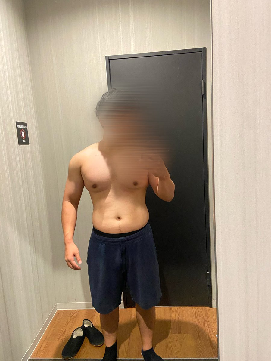 massa_fuk's tweet photo. 9/28 トレーニング💪

今日はPull（背中）の日🔥

・チンニング（懸垂）
・Tバーロ
・ハーフデッド

今日は有酸素なし。

体重は83.6kg。
食事は1,835kcal、P114g。

少しずつでも重量を伸ばして、身体も変えていく💪
ダイエットしながら筋力アップも狙っていきます。

#筋トレ #ダイエット #減量 #背中トレ #PullDay #ハーフ���ッド #懸垂 #筋トレ男子