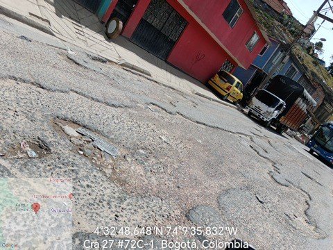 _JONISS's tweet photo. @CarlosFGalan Se agradece Sr alcalde la atención de la malla vial en la parte alta de
@Bogota 🤐🤔🤐 @idubogota @UMVbogota @OrlandoMolanoP
@ciudadbolivar https://t.co/gpjUr6btSn