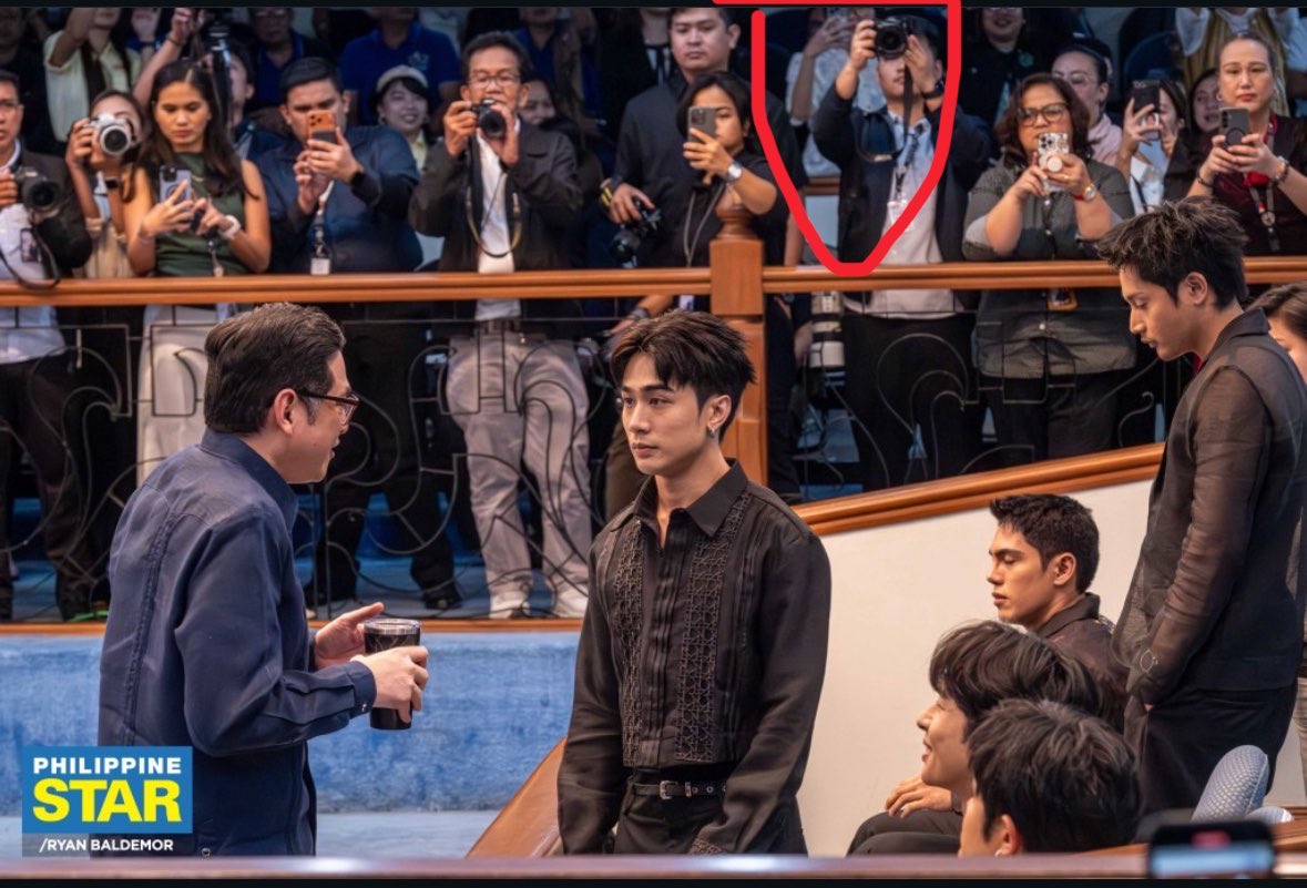 luna_in_limbo's tweet photo. Josh lagi lang ako nasa likod mo Josh 😭 https://t.co/x5wp661Dqw