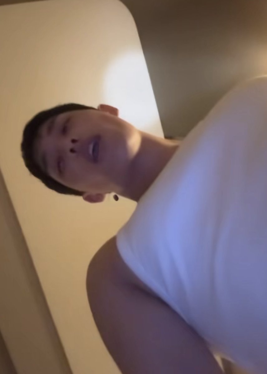 jungismultistan's tweet photo. this angle wow birthday boy calm your tits https://t.co/LjO7XVdqnb