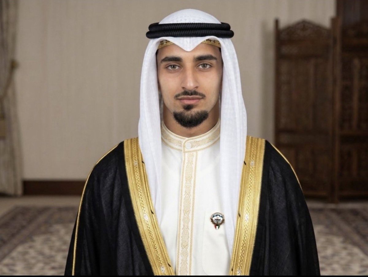 armyrn73's tweet photo. @dal00l86 لا عفية ميتين عليك تعال الله عليك 😱😭😭، دروح لك اصلا انت محد مهتملك اذا حتجي او لا، المهم نسيت ابارك لك ولكل الكويتيين بمناسبة تنصيب اميركم الجديد زيدان آل قبال، ونعم الحاكم حفظه الله ورعاه🤍 https://t.co/PzxGB9Oilg