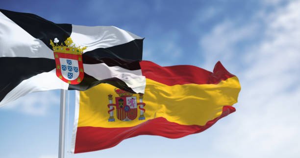 Tanoterapia's tweet photo. Es la hora de recordar y hacer tendencia a #Ceuta 

VIVA CEUTA!!!🇪🇸

CEUTA NO SE VENDE, CEUTA SE DEFIENDE. https://t.co/6PQgC3Js0V