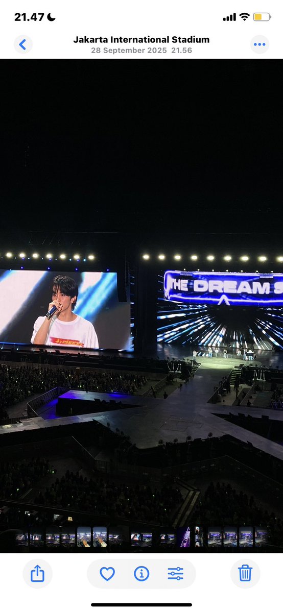rhinsyujin's tweet photo. Setahun lalu tepat jam segini lagi dengerin mark ending ment https://t.co/yZIRT7V65g