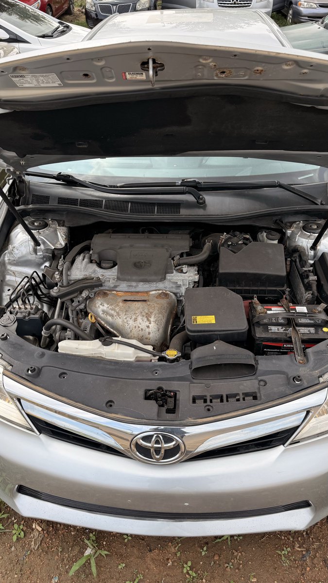KDriveAutosNG's tweet photo. Toyota didn't just change the year on the 2015 Camry. They redesigned it bumper to bumper, giving it a bolder look, a quieter cabin and improved handling.

💰15m
Call/WhatsApp: 09065054300

#KDriveAutosNG #ToyotaCamry #CamryLE https://t.co/pMjMnaG6T8