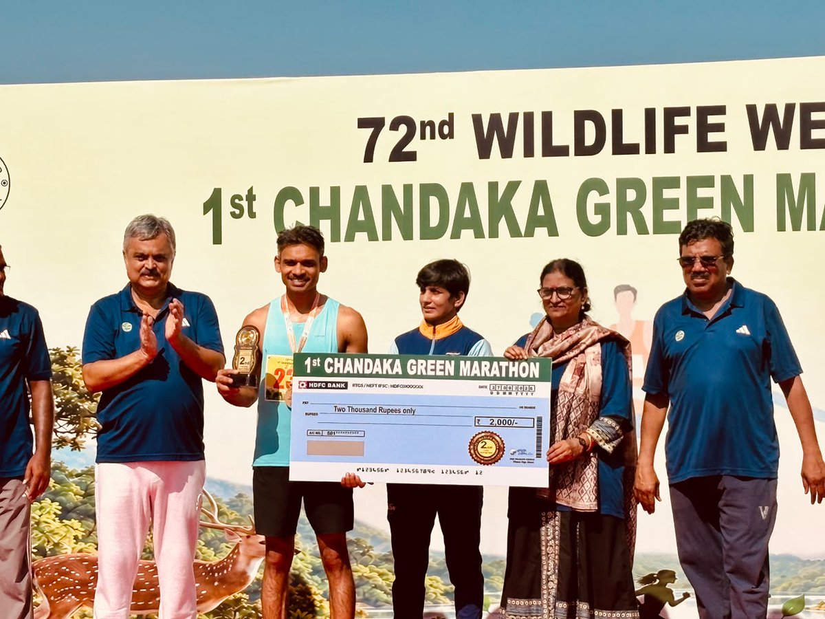 CISFHQrs's tweet photo. 🏃‍♀️CISF Champions of Endurance, Fitness & Determination!

CISF personnel showcased remarkable sporting excellence with podium finishes at prestigious Half Marathons held on 27.09.2026.

At the 1st Edition of Chandaka Green Marathon, Bhubaneswar, organised by the Government of Odisha, Shri Sanat Kumar Patel, Commandant, CISF Unit Paradip Port, secured 2nd position in the Half Marathon. His podium finish comes soon after his commendable performance at the challenging Spiti Marathon.

Smt. Bhumika Varshney, Deputy Commandant secured 2nd Runner-Up (3rd Prize) in the Women’s Category at the Faridabad Half Marathon, completing the challenging 21.1 km course in an impressive 2 hours.

These achievements reflect the spirit of endurance, discipline, determination and fitness that continues to define the CISF sporting ethos.

Congratulations to both officers for bringing laurels to CISF! 

#NariShakti #WomenInUniform #HalfMarathon #Fitness #Endurance 

@HMOIndia   
@paradipport  
@DC_Faridabad  
@CMO_Odisha  
@CISFSouth   
@CISFNorth