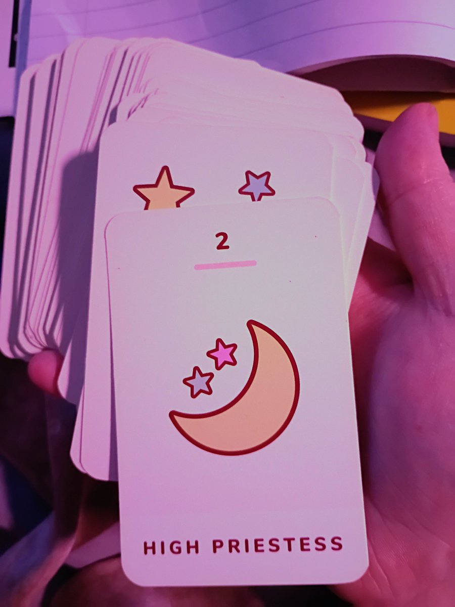 ThePrincessJoei's tweet photo. High Priestess: 

Follow your intuition, even if you're tempted to investigate endlessly. 

You KNOW the answer already. https://t.co/RHMsxX3Tm4