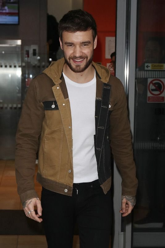 archivsliam tweet picture