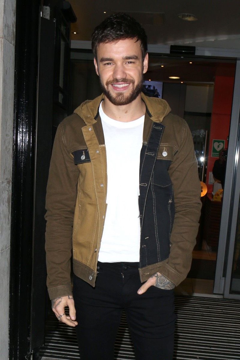archivsliam tweet picture