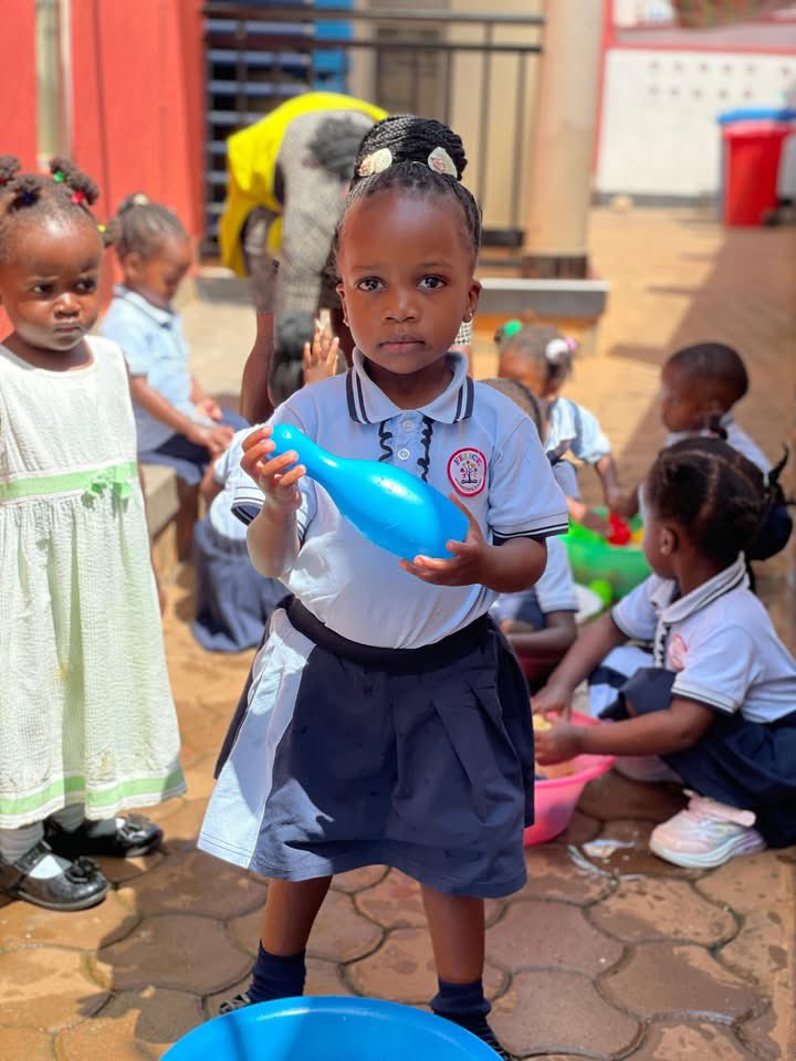 FisuMedia70529's tweet photo. Our KG 2 learners had a wonderful time exploring water through playful, hands-on learning! 

Through water play, they developed curiosity, coordination, creativity and social skills while learning through exploration and teamwork.

#FISU #WaterPlay #KG2 #LearningThroughPlay https://t.co/5FxqDIKRsb