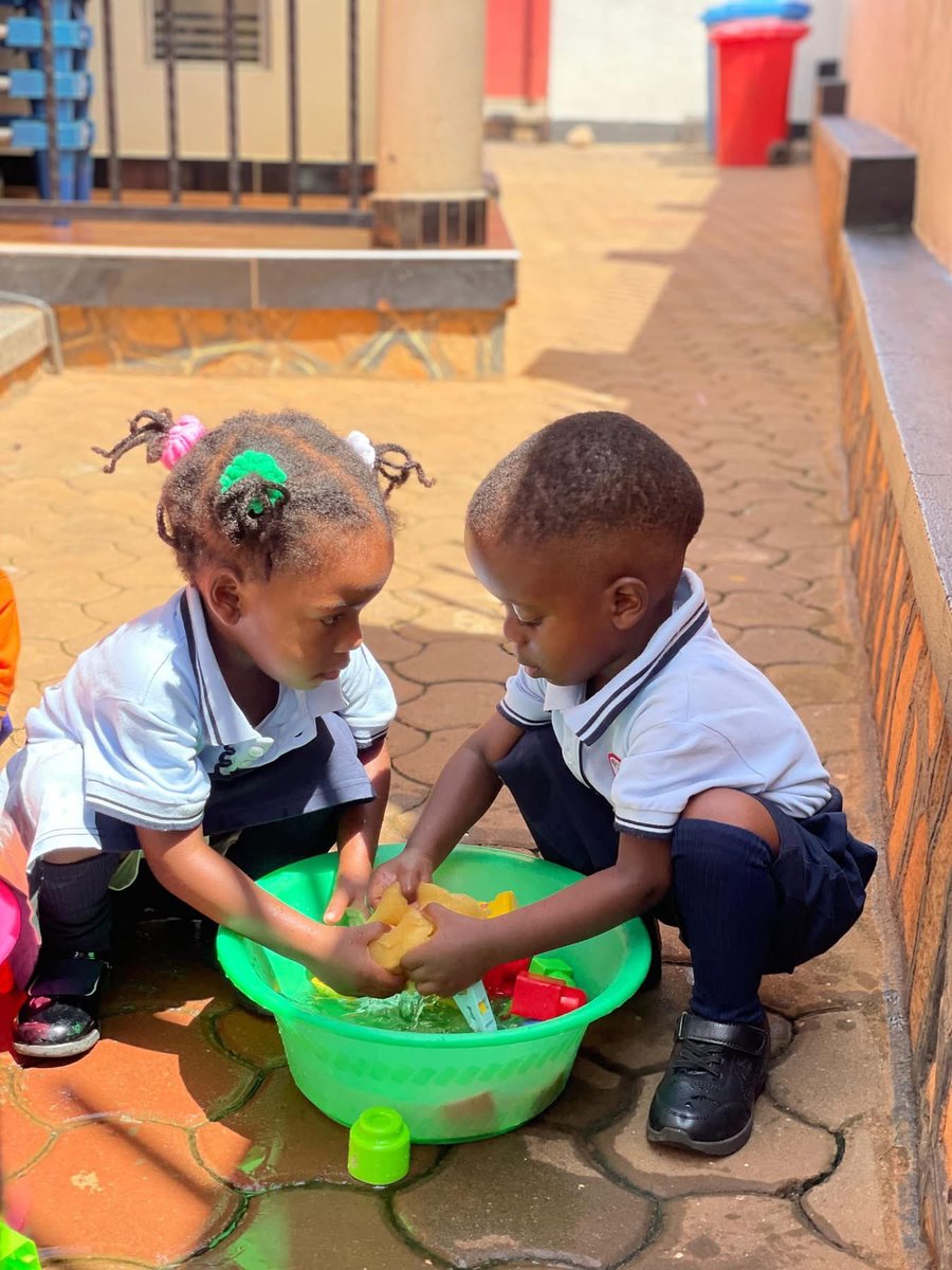 FisuMedia70529's tweet photo. Our KG 2 learners had a wonderful time exploring water through playful, hands-on learning! 

Through water play, they developed curiosity, coordination, creativity and social skills while learning through exploration and teamwork.

#FISU #WaterPlay #KG2 #LearningThroughPlay https://t.co/5FxqDIKRsb