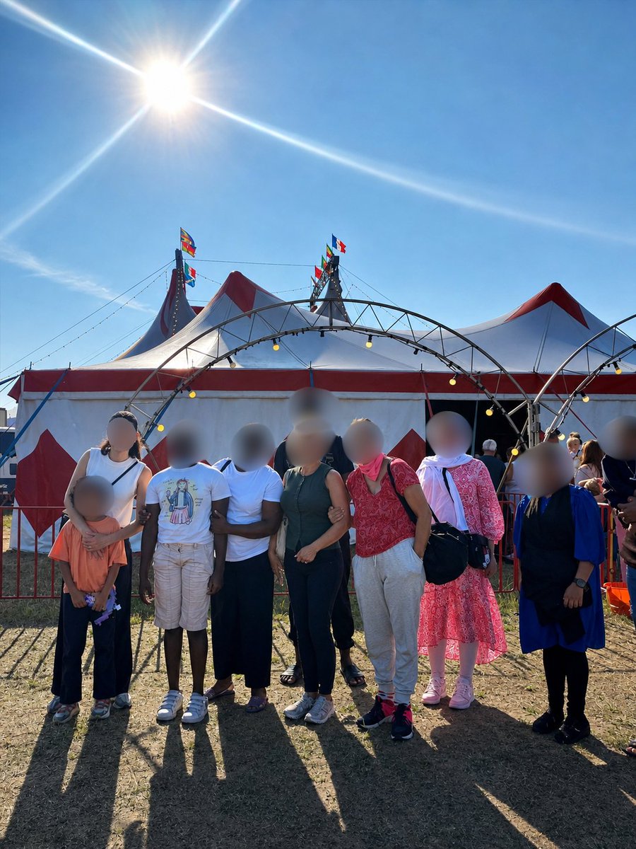 MedailleTrust's tweet photo. A little circus magic! 🎪
Our service users at Coastal enjoyed a fantastic show filled with acrobatics, music and entertainment.
A wonderful chance to relax, have fun and create some happy memories together. 💙
#MedailleTrust #Coastal #Community #Wellbeing #MakingMemories https://t.co/Ng8WWTAsKe