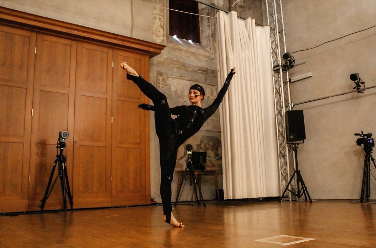 UniGenova's tweet photo. 💃 Movimento, 🎶 suono, 🎨 arte e tecnologia.
A Casa Paganini – InfoMus la ricerca UniGe studia il gesto espressivo e sviluppa nuove esperienze anche per riabilitazione e benessere.
Il percorso di Cora Gasparotti su #UniGeLife:
👉 https://t.co/vVqBCywc0l
#UniGe #Ricerca https://t.co/SI7WWUt9HH